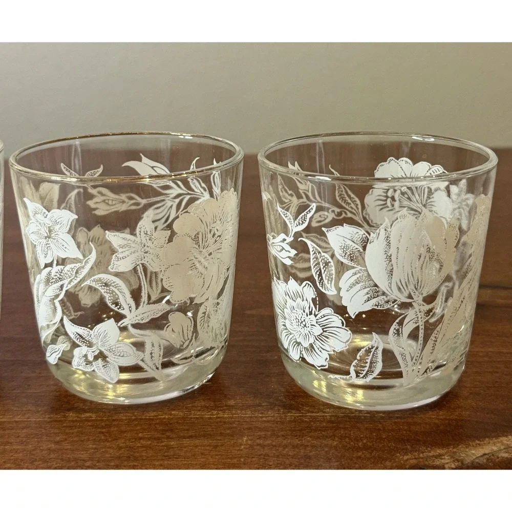 Set 4 Vintage Mid Century Juice Condiment Glasses Half Pint White Flowers 3.25
